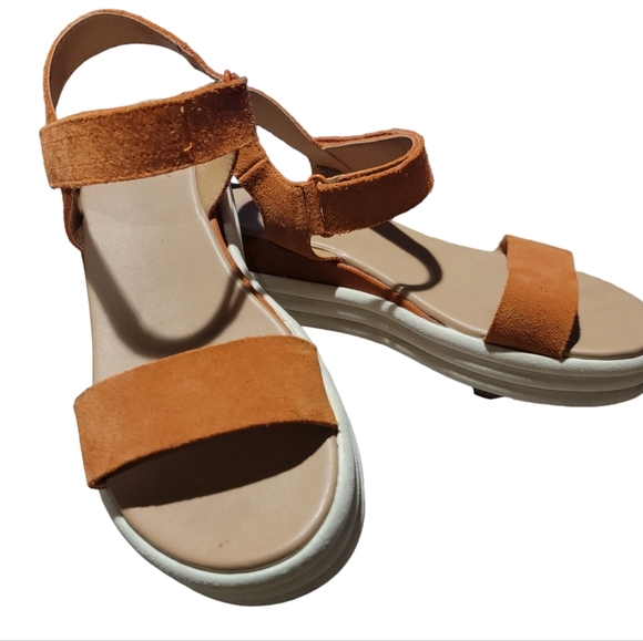 Sorel Shoes - Sorel Women's Cameron Flatform Sandal Desert Sun, Chalk Size 8.5